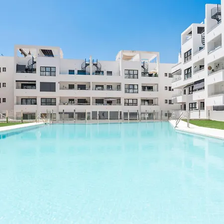Apartment High-end Rooftop Penthouse Near & Estepona
