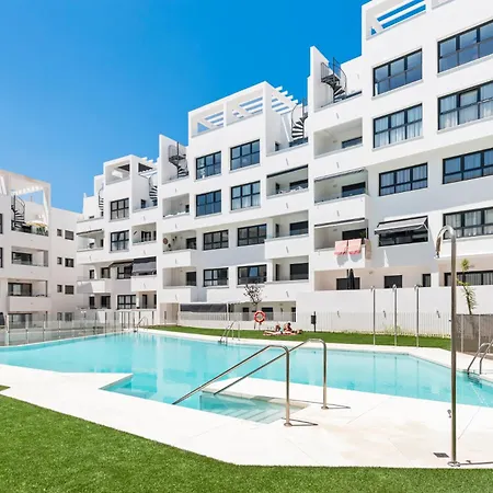High-end Rooftop Penthouse Near & *